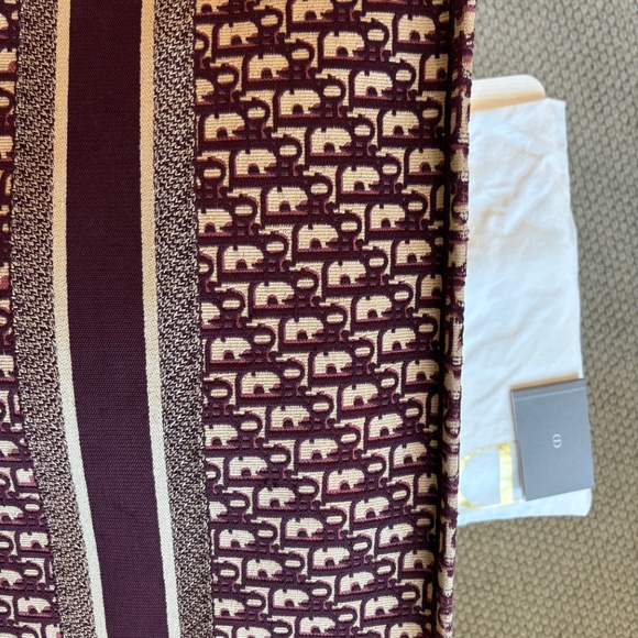 Dior Oblique Canvas Book Tote Bag- Burgundy- Large- MSRP $3,500 - Picture 12 of 12